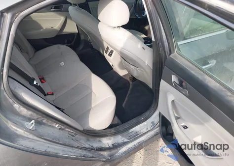 2019 Hyundai Sonata Sel z USA, uszkodzony, nr VIN 5NPE34AF5KH791963